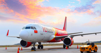 Vietjet hoãn trả cổ tức bằng cổ phiếu để chào bán riêng lẻ giá 100.000 đồng/cp