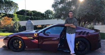 Cristiano Ronaldo tậu siêu xe hàng hiếm Ferrari F12tdf 10 tỷ