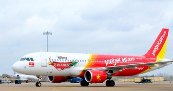 Máy bay Vietjet hạ cánh khẩn, cấp cứu hành khách Hàn Quốc