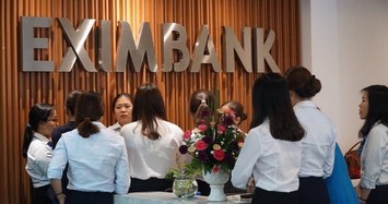 Hai nhân viên Eximbank bị bắt: Cái giá phải trả cho sự sơ suất?