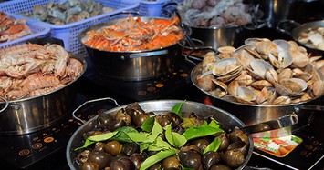 Ăn ở Bay Buffet Hồ Tây, thực khách nhập viện: Cơ quan chức năng vào cuộc