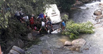 Lai Châu: Xe bồn mất phanh đâm kinh hoàng xe khách, 11 người tử vong