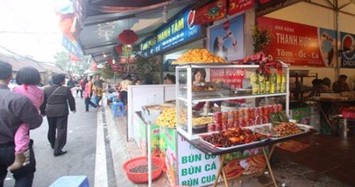 Mùng 3 Tết: Bún riêu, bún ốc vỉa hè Hà Nội tấp nập, “bình ổn giá”  