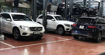 Dàn xe sang Mercedes GLC kiểm tra nước vào vi sai ở Hà Nội