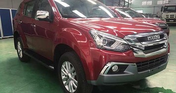 "Chạm mặt" Isuzu Mu-X mới giá 820 triệu tại Việt Nam