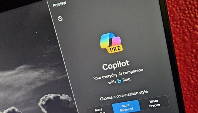 Copilot sẵn sàng giúp đỡ người dùng cài Windows 11 lậu?