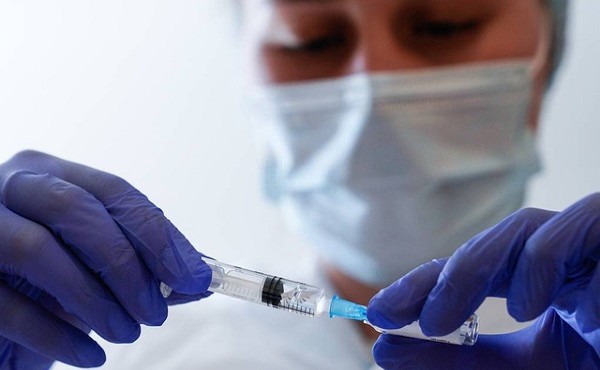 Bao nhiêu hãng dược đang thử nghiệm vaccine kết hợp ngừa COVID-19 và cúm mùa?