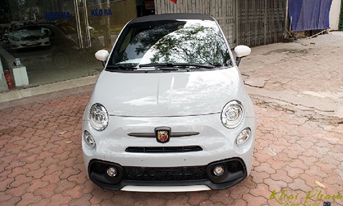 Cận cảnh xe mini - Fiat 500 hơn 3 tỷ đồng 