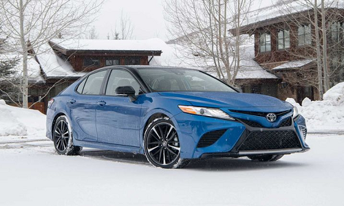 Toyota Camry 2020 chỉ từ 624 triệu đồng tại Mỹ
