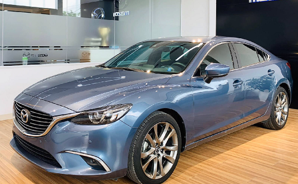 Mua Mazda6 trưng bày rẻ hơn 160 triệu đồng