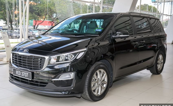 Cận cảnh Kia Sedona 2020 bản 11 chỗ trình làng từ 967 triệu đồng