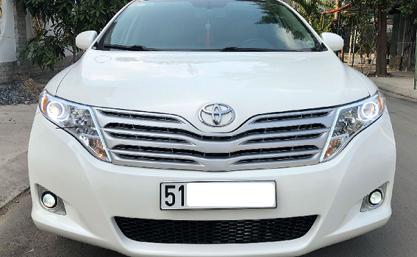 Có nên chi gần 700 triệu đồng mua Toyota Venza cũ?