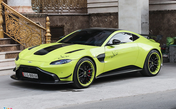 Aston Martin Vantage tại Việt Nam độ mâm hàng độc