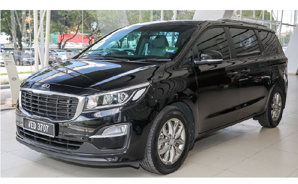 Cận cảnh Kia Sedona 2020 phiên bản 11 chỗ ngồi 