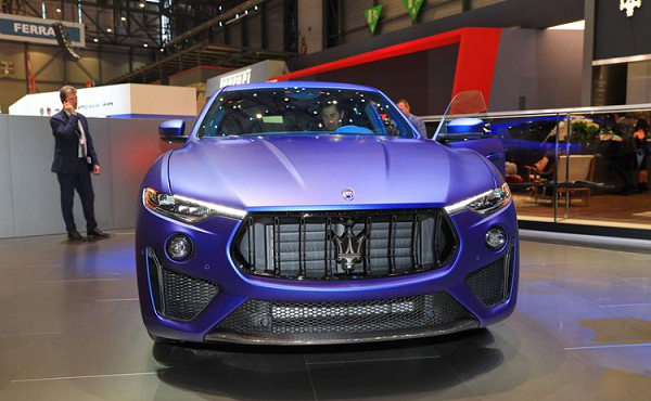 Cận cảnh Maserati Levante Trofeo Launch Edition 15 tỷ mới về Việt Nam