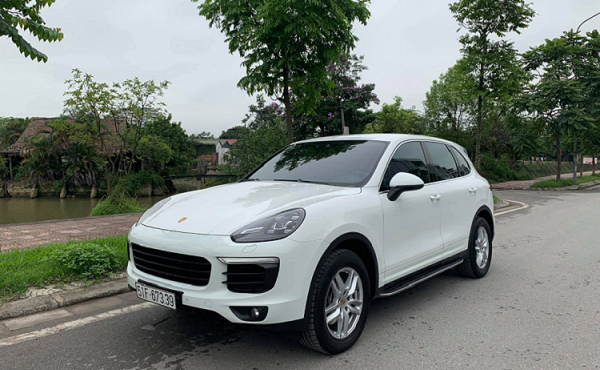 Cận cảnh xe Porsche Cayenne chạy 5 năm rao bán 3 tỷ 