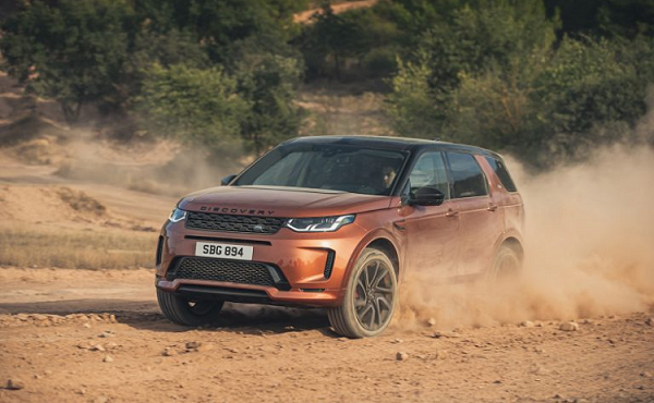 Cận cảnh Land Rover Discovery Sport 2021 có giá từ 975 triệu đồng