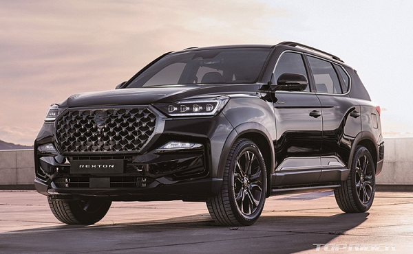 SsangYong Rexton 2021 ngoại thất hầm hố cuốn hút người dùng 