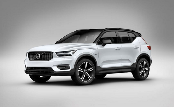Chi tiết Volvo XC40 giá từ 1,56 tỷ đồng