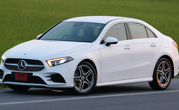 Ngắm Mercedes-Benz A200 giá chưa tới 1,5 tỷ đồng sắp về Việt Nam