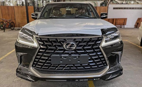 Cận cảnh Lexus LX 570 Super Sport S giá hơn 9 tỷ  đồng