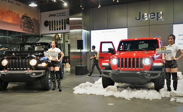 Jeep chính hãng ra mắt tại Việt Nam giá gần 3 tỷ đồng