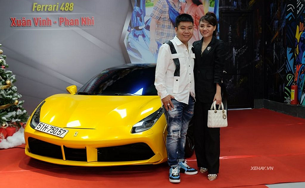 Đại gia mỹ phẩm Sài Gòn tậu siêu xe Ferrari 448 tiền tỷ