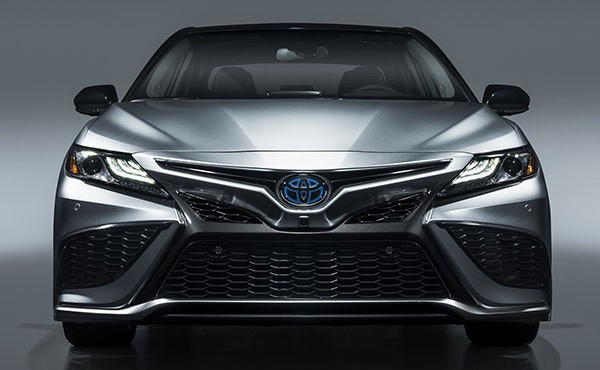 Cận cảnh Toyota Camry 2021 mới giá từ 33.200 USD tại Nhật Bản
