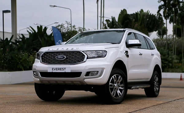 Người mua Ford Everest 2021 bất ngờ được giảm tới 50 triệu đồng