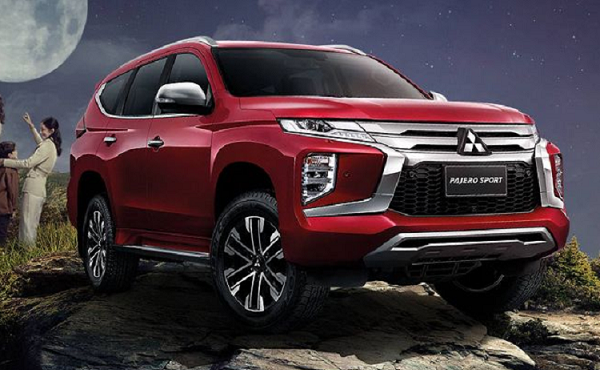 Chi tiết Mitsubishi Pajero Sport 2021 Passion Red  