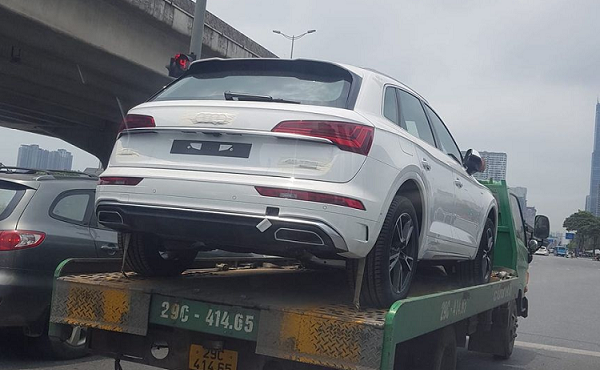 Cận cảnh SUV hạng sang Audi Q5 2021 ở Việt Nam