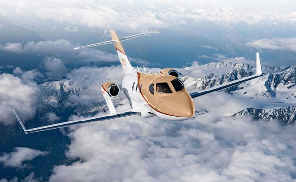 Cận cảnh mẫu phản lực HondaJet Elite S 