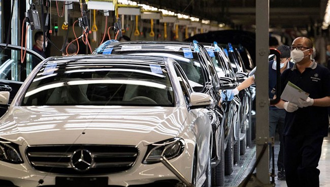 Mercedes-Benz GLC có nguy cơ cháy khi đang lăn bánh
