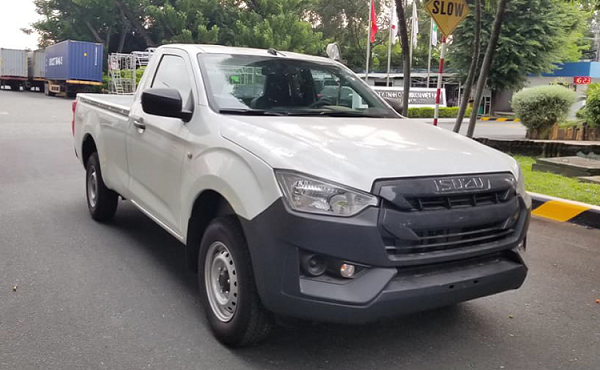 Isuzu D-Max giá chưa đến 400 triệu tại Việt Nam
