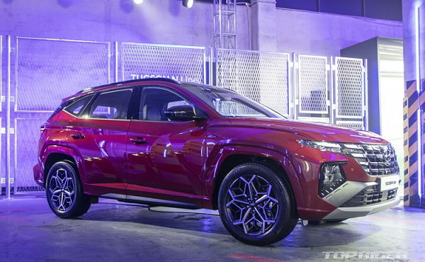 Cận cảnh SUV cỡ C thể thao Hyundai Tucson N Line 2021
