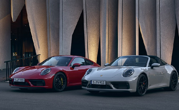 Cận cảnh Porsche 911 GTS 2022 khoảng 3,2 tỷ đồng