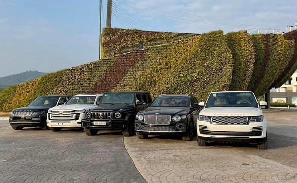 Đại gia ở Quảng Ninh chi trăm tỷ mua xe thưởng Tết cho nhân viên 