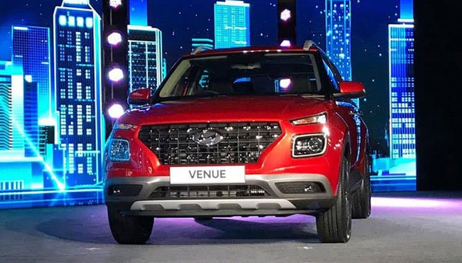 Hyundai Venue 2023 giá siêu rẻ chính thức trình làng 