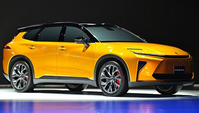 Toyota Crown Estate 2024 - SUV “chủ tịch” lộ diện sau 15 năm