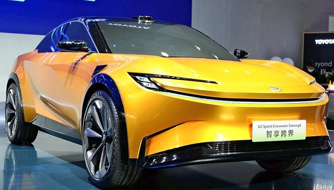 Toyota bZ Sport tại Trung Quốc nhái cả Ferrari lẫn Aston Martin?
