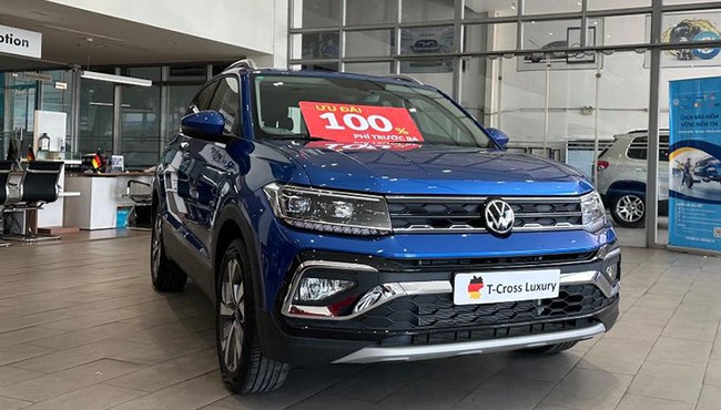SUV cỡ B Volkswagen T-Cross thế hệ mới đang được thanh lý rẻ gần 250 triệu 