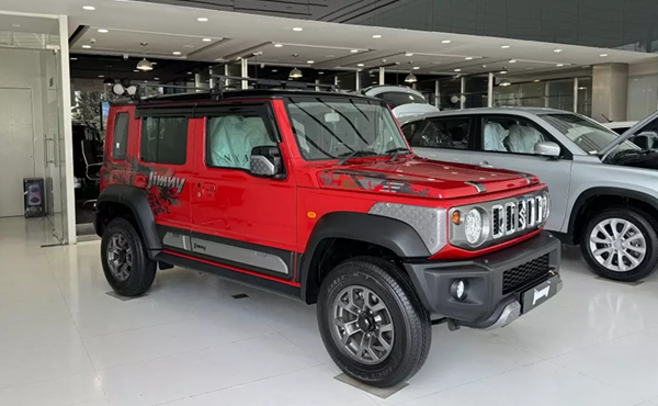 Suzuki Jimny Thunder Edition từ 312 triệu đồng 