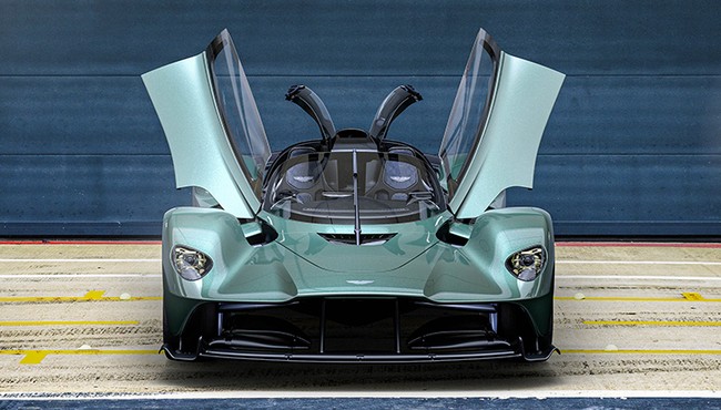 Siêu đại gia chi gần 80 tỷ đồng mua Aston Martin Valkyrie Spider mui trần 