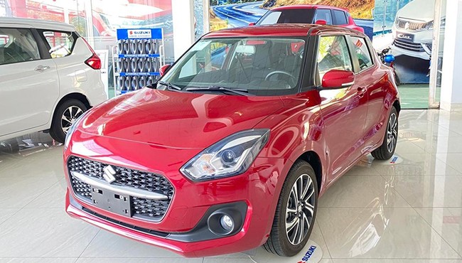 Suzuki Swift được giảm giá đến 100 triệu đồng 