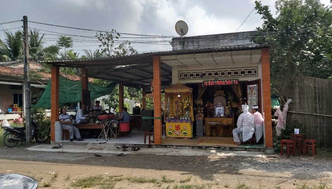 Người đàn ông bị hàng xóm chém chết vì thấy... ghét