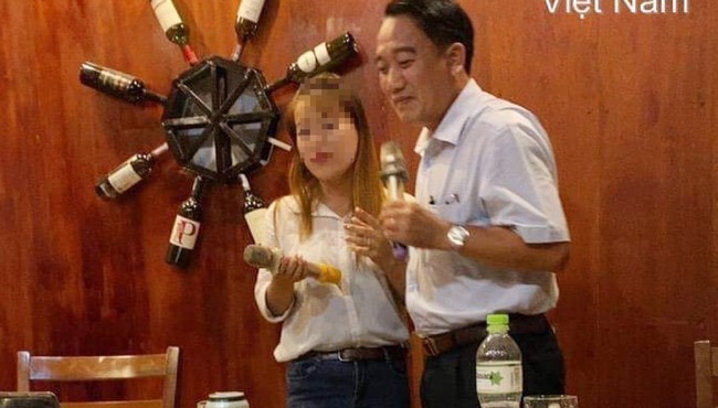 Chủ tịch huyện nói về thông tin 'hát karaoke ôm, đánh nhau bể đầu'