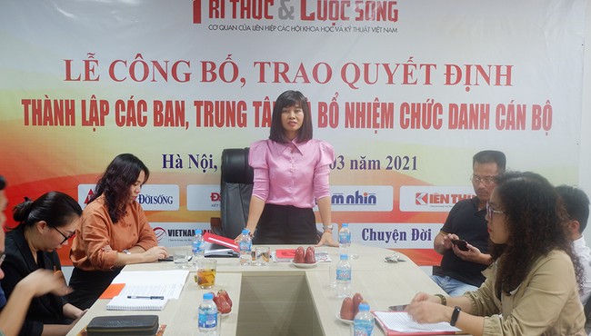 Báo Tri thức và Cuộc sống bổ nhiệm nhiều cán bộ quản lý