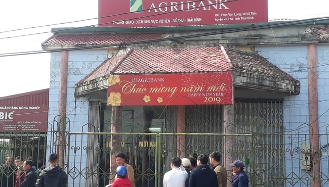 Cướp ngân hàng Agribank tại Thái Bình: Nghi phạm về nhà cất tiền rồi đi làm