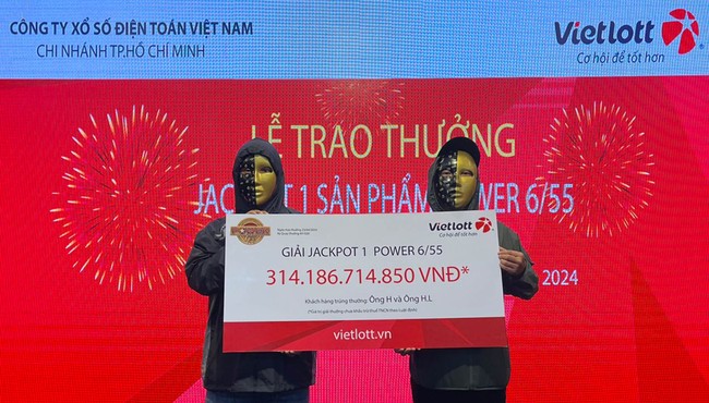 Vietlott liên tiếp tìm ra những vé số trúng giải độc đắc năm 2024