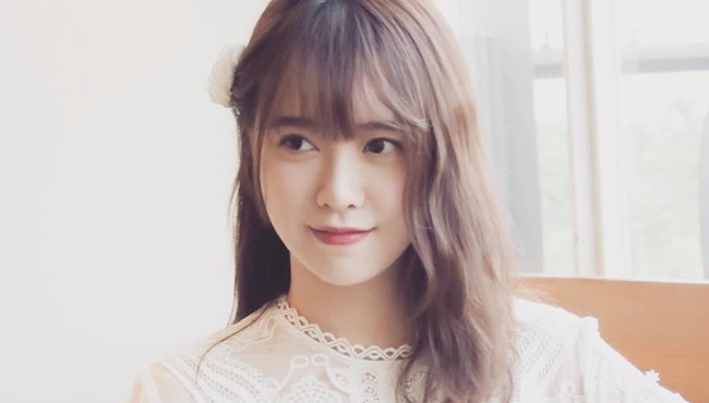 U40 Goo Hye Sun vẫn giữ làn da căng mịn trắng nõn